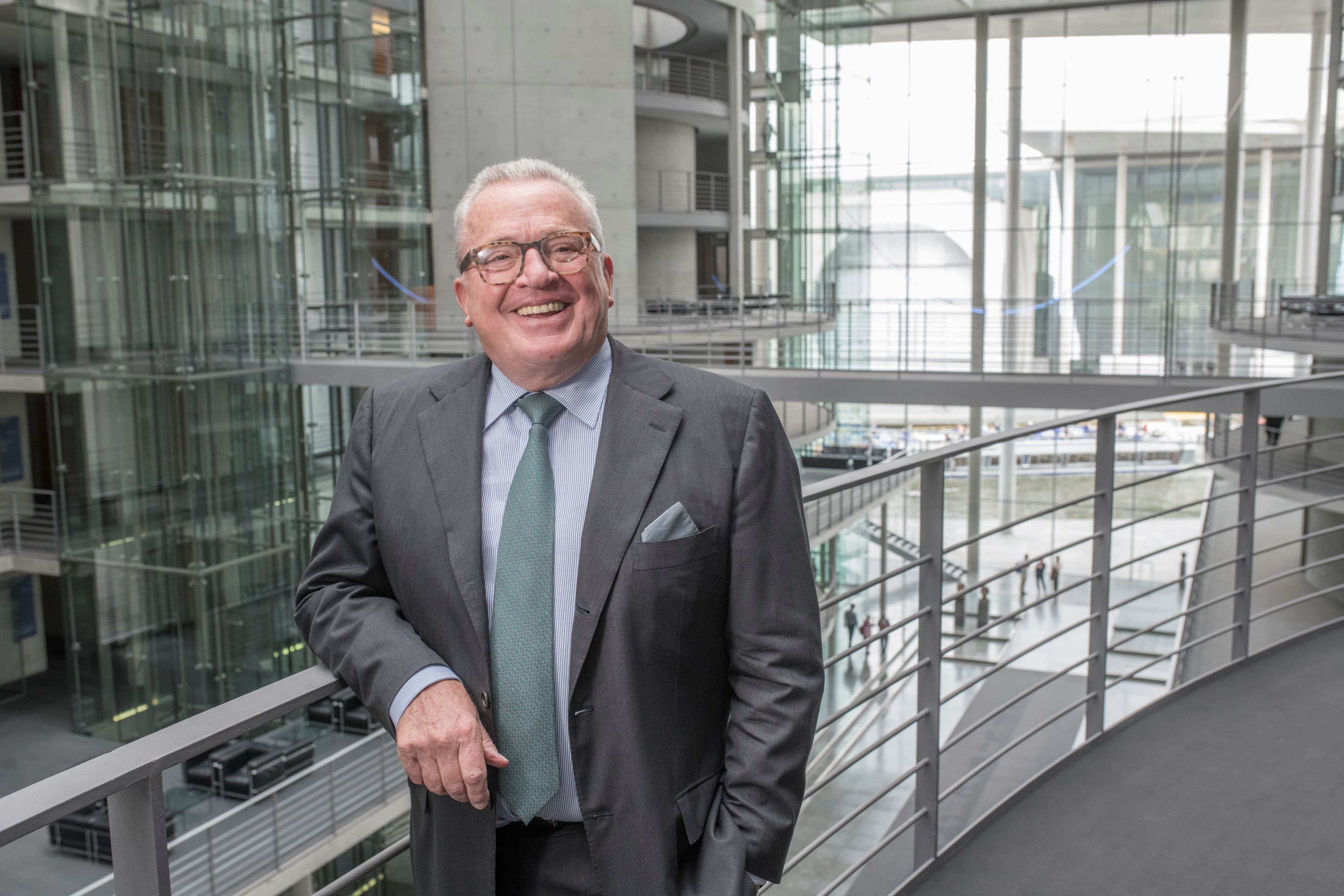 Übernimmt den Vorstandsvorsitz beim New Automation e.V.: Thomas Sattelberger (Bildquelle: @ Wolfgang Maria Weber) Übernimmt den Vorstandsvorsitz beim New Automation e.V.: Thomas Sattelberger (Bildquelle: @ Wolfgang Maria Weber)