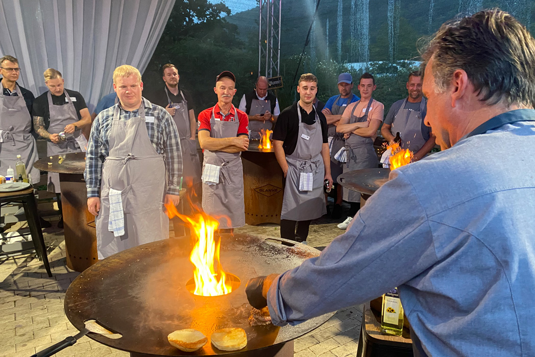 Kundenevent mit Kultstatus und Neuprodukten: Blankes MEAT& GREET. (Bildquelle: Blanke) Kundenevent mit Kultstatus und Neuprodukten: Blankes MEAT& GREET. (Bildquelle: Blanke)