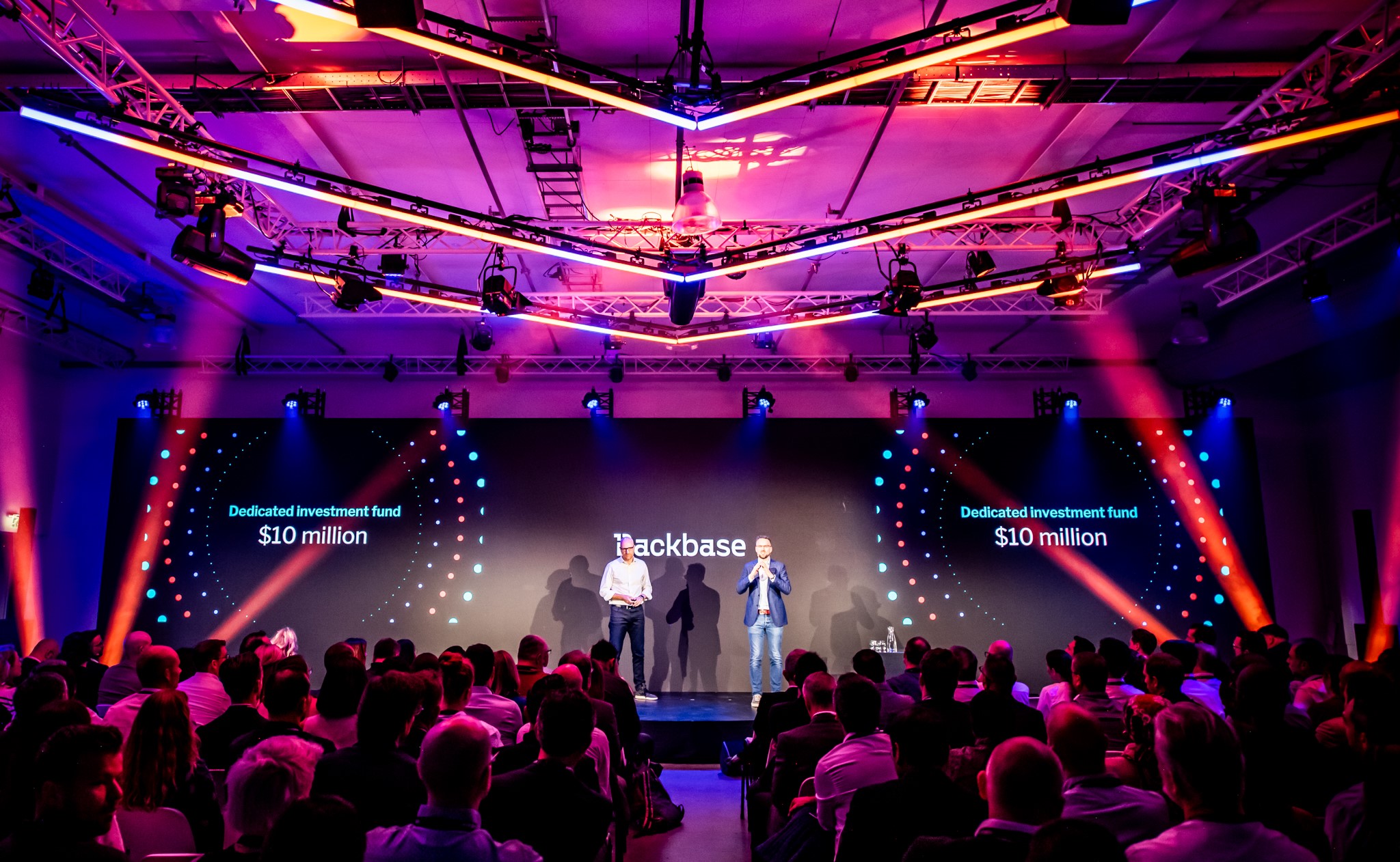 Backbase stellt auf der ENGAGE 2023 Grand Central vor (Bildquelle: Backbase) Backbase stellt auf der ENGAGE 2023 Grand Central vor (Bildquelle: Backbase)