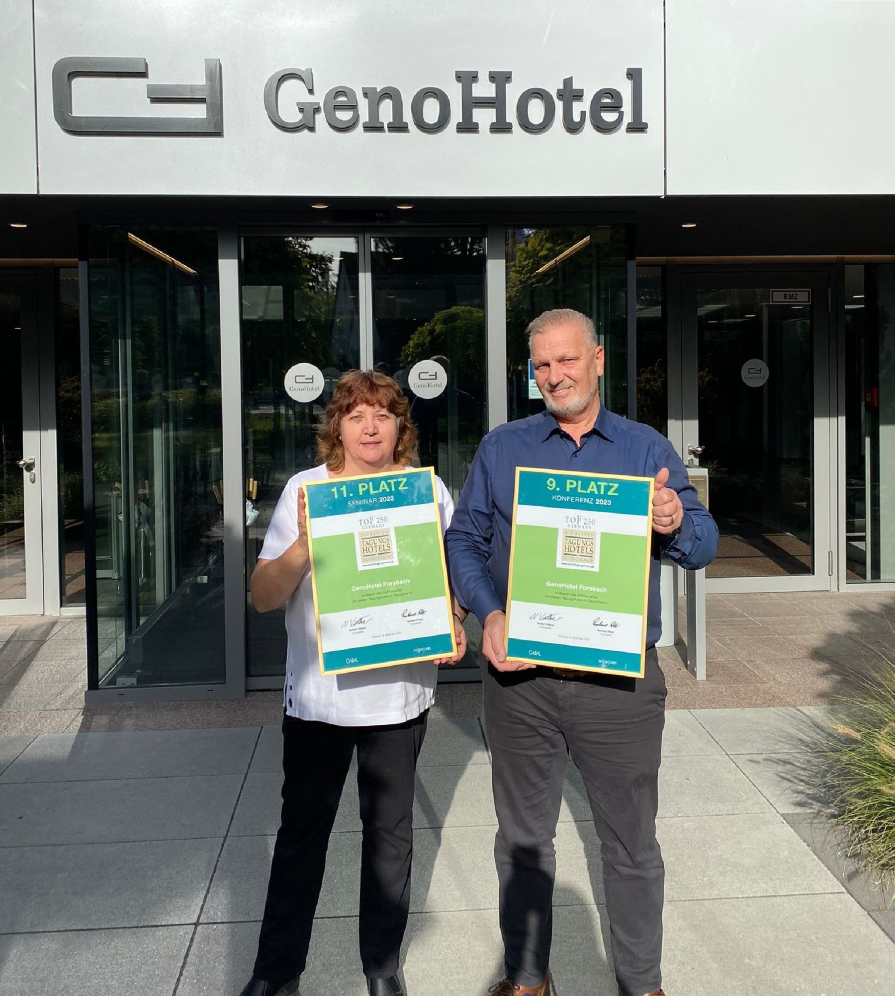 GenoHotel Forsbach: Martina Hoffmann (Assistenz Tagungsmanagement), Dirk-James Annas (Geschäftsführer)