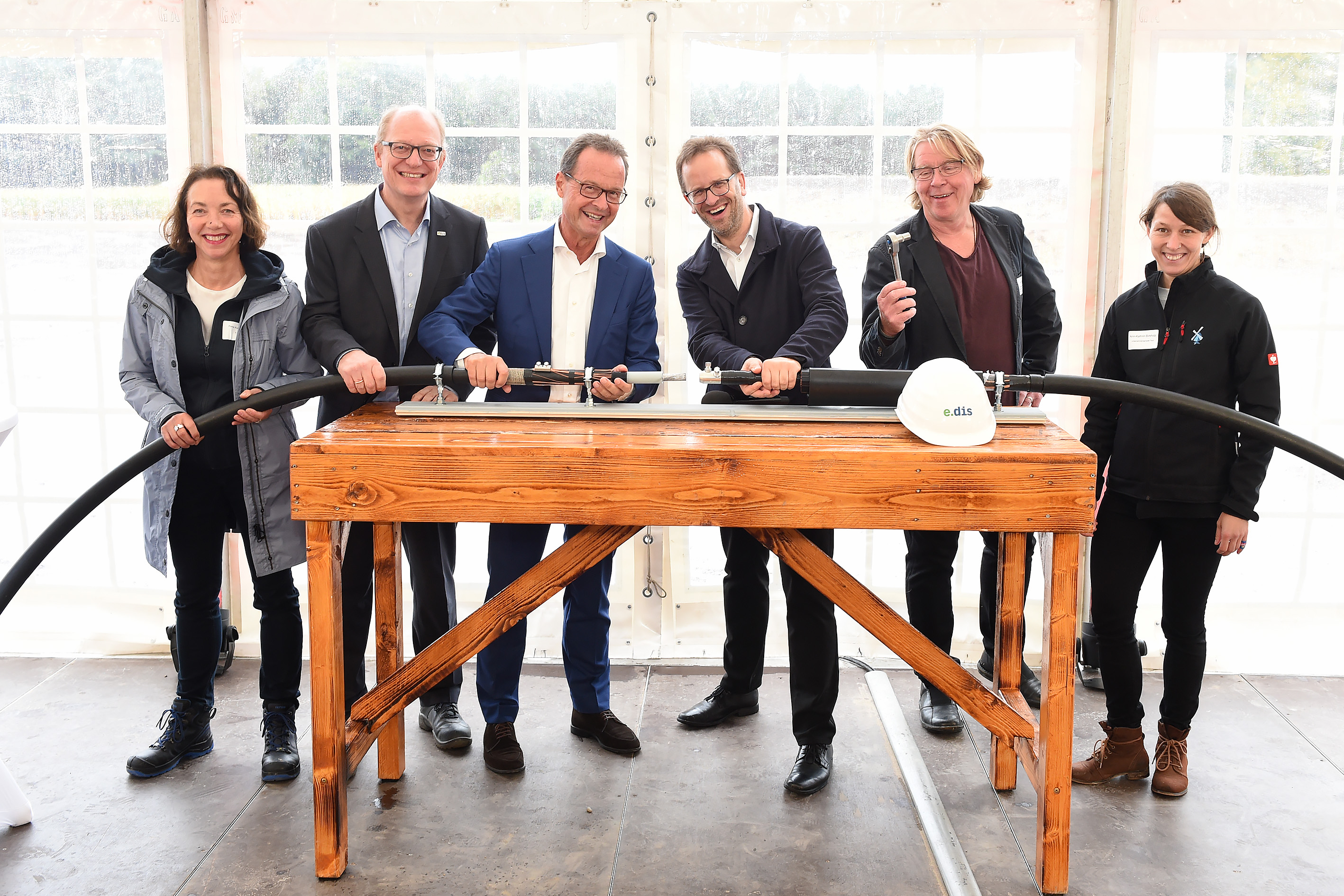 v.l.n.r.: Petra Kortenkamp, Dr. Alexander Montebaur, Dr. Thomas König, Klaus Müller, Jan Teut, Ann-Katrin Birkholz v.l.n.r.: Petra Kortenkamp, Dr. Alexander Montebaur, Dr. Thomas König, Klaus Müller, Jan Teut, Ann-Katrin Birkholz