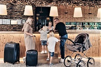 Urlaub mit der ganzen Familie (Mia Alpina . Zillertal Family Retreat)