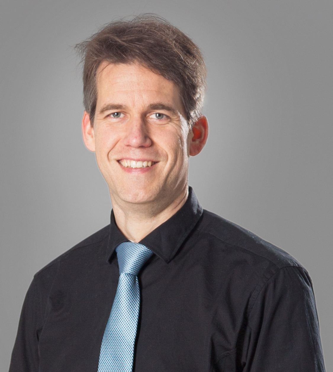 Spricht als Experte auf der diesjährigen A+A in Düsseldorf: Dipl.-Biologe Tobias Authmann von DENIOS (Die Bildrechte liegen bei dem Verfasser der Mitteilung.)
