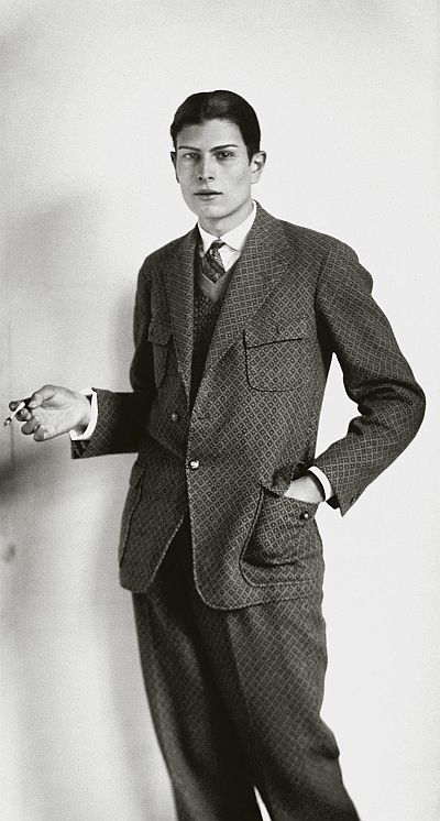 August Sander: Gymnasiast, 1926 (Bildquelle:©Photogr. Slg./SK Stiftung Kultur; VG Bild-Kunst) August Sander: Gymnasiast, 1926 (Bildquelle:©Photogr. Slg./SK Stiftung Kultur; VG Bild-Kunst)