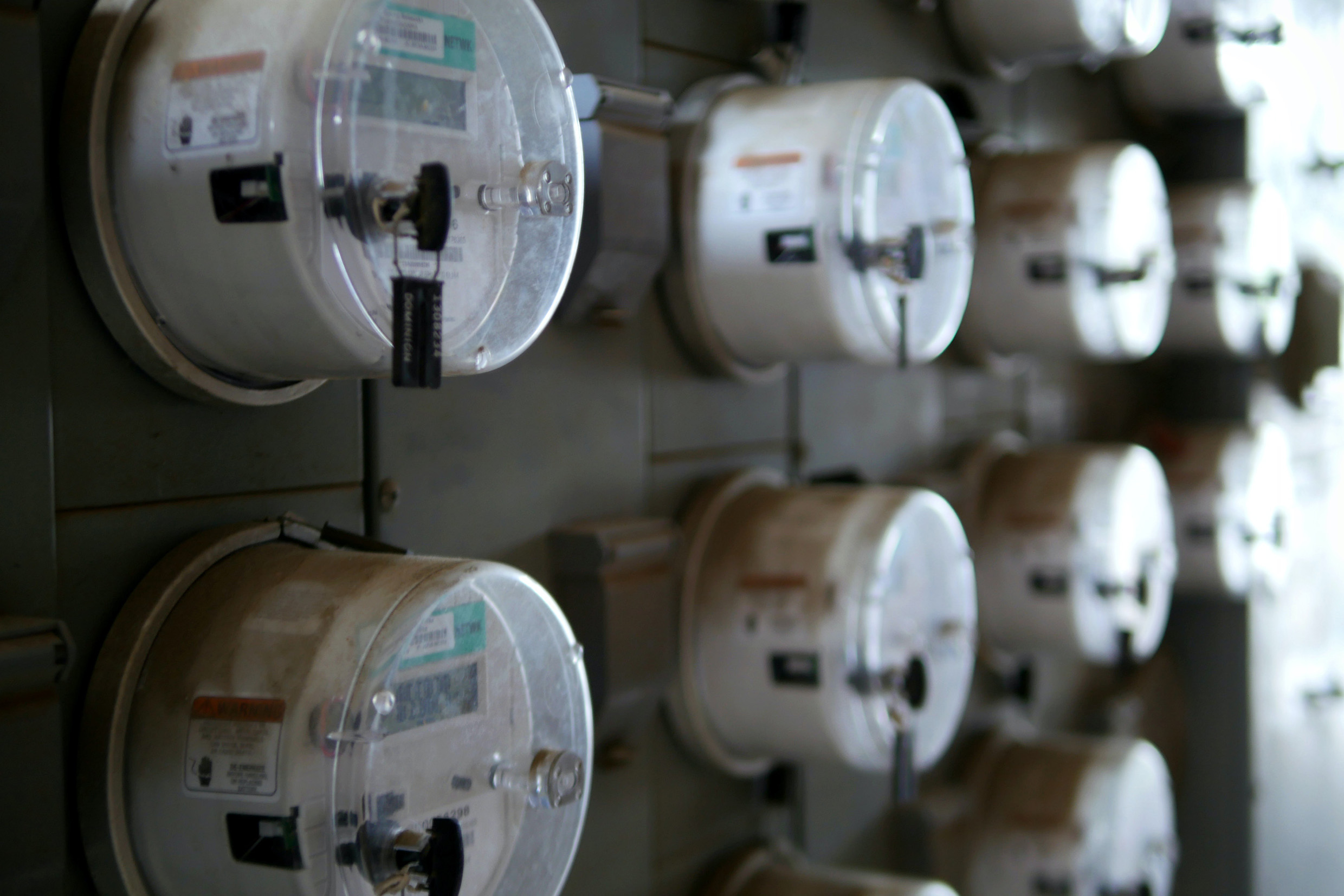Sicherheit im elektronischen Datenaustausch wird im Bereich Strom in der MaKo weiter vorangetrieben. (Bildquelle: Jill Rose auf Pixabay)