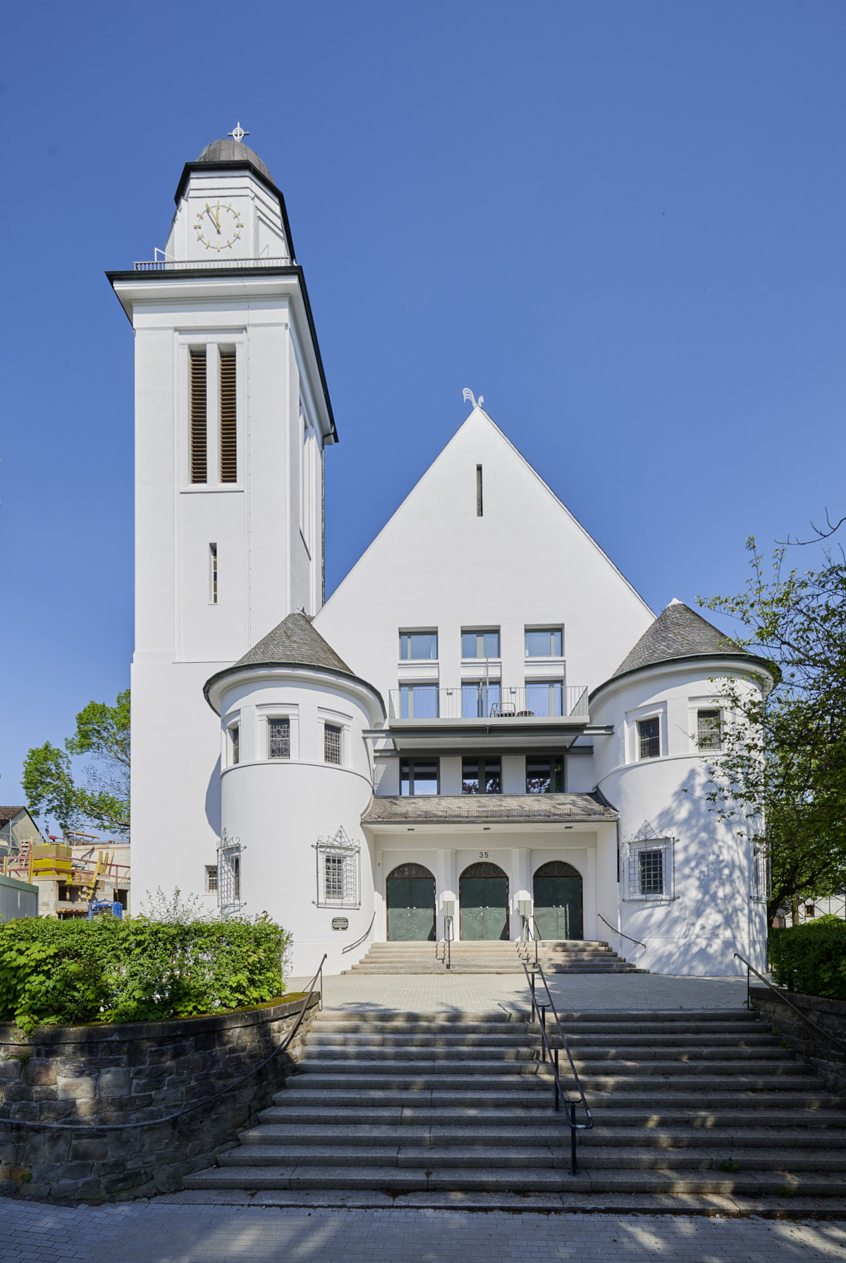 Die historische Marienkirche in Essen-Steele wurde zu einem Wohnhaus mit zwölf Einheiten umgebaut. (Foto: Christian Deutscher) Die historische Marienkirche in Essen-Steele wurde zu einem Wohnhaus mit zwölf Einheiten umgebaut. (Foto: Christian Deutscher)