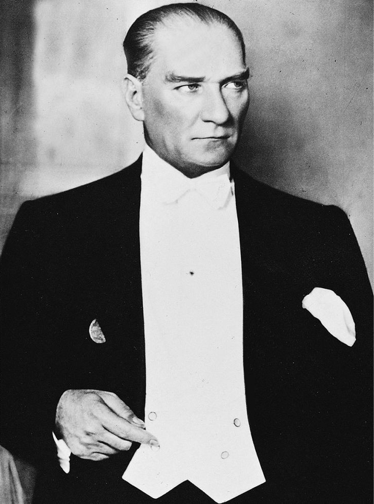 Kemal Atatürk Kemal Atatürk