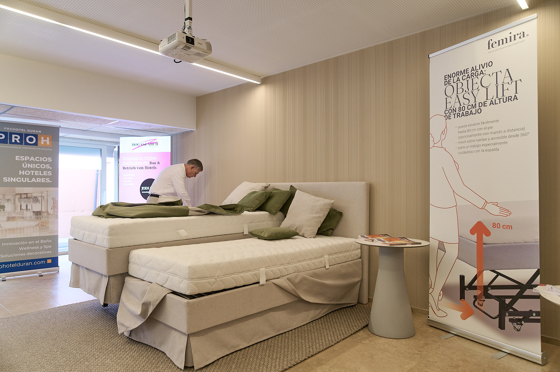 Innovationen im Hotelmarkt - Höhenverstellbares Hotelbett für Housekeeping Optimierung (Die Bildrechte liegen bei dem Verfasser der Mitteilung.) Innovationen im Hotelmarkt - Höhenverstellbares Hotelbett für Housekeeping Optimierung (Die Bildrechte liegen bei dem Verfasser der Mitteilung.)