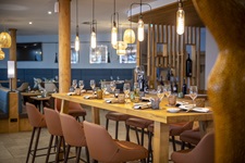 Stilvoll gedeckte Tische im Restaurant Möwe (VILA VITA Pannonia Pamhagen)