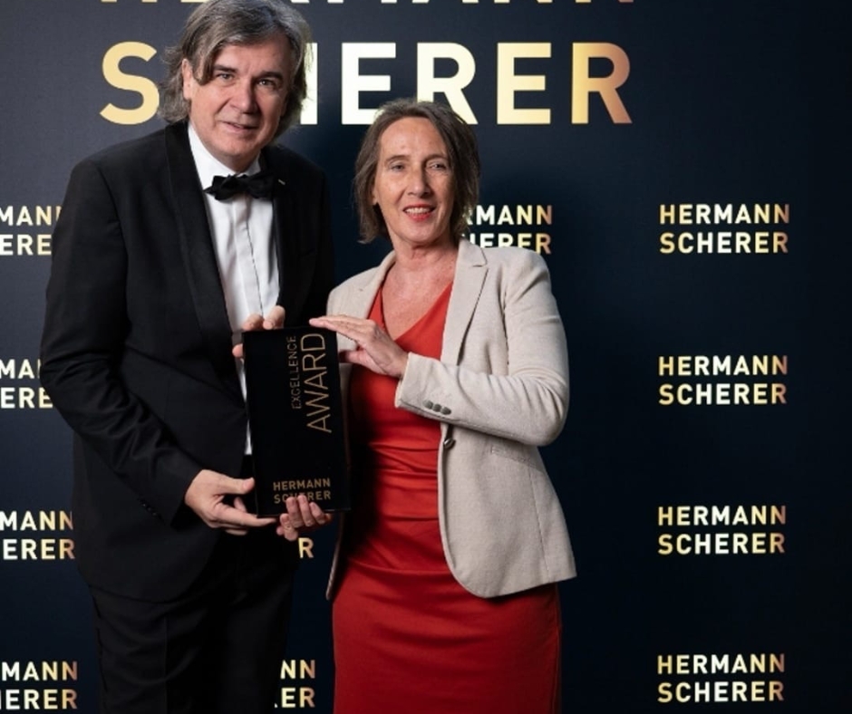 Erfolgscoach Brigitta Ferrari gewinnt Award of Excellence (Die Bildrechte liegen bei dem Verfasser der Mitteilung.)