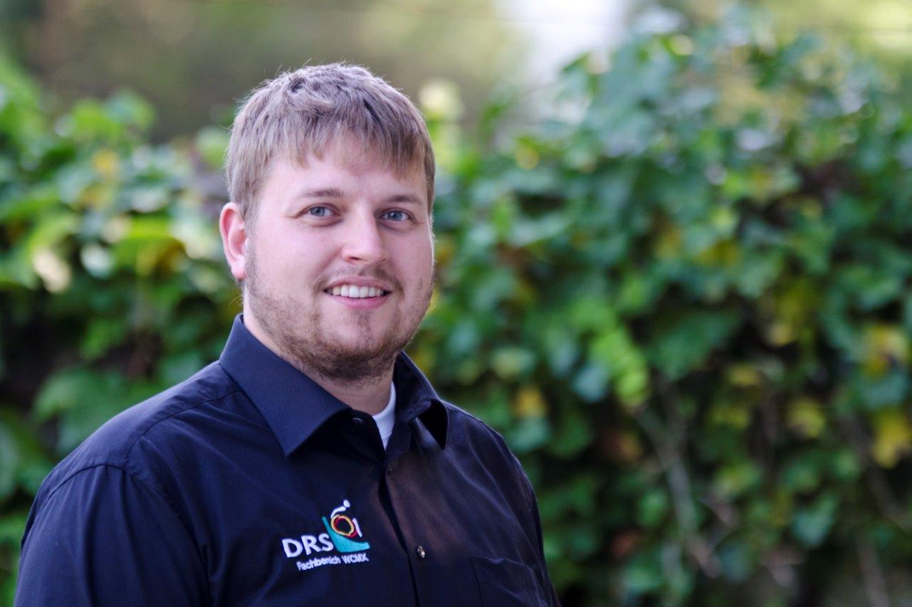 Der Ergotherapeut Patrick Krause berät Rollstuhlfahrer:innen und erteilt Rollstuhlmobilitätstraining Der Ergotherapeut Patrick Krause berät Rollstuhlfahrer:innen und erteilt Rollstuhlmobilitätstraining