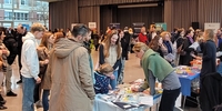 AUF IN DIE WELT Messe in Frankfurt – Viel Interesse (Stiftung Völkerverständigung) AUF IN DIE WELT Messe in Frankfurt – Viel Interesse (Stiftung Völkerverständigung)