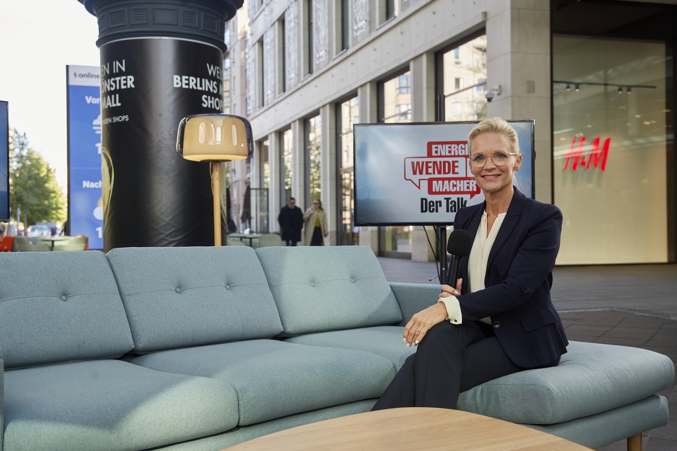 eprimo CEO Katja Steger beim Energiewendemacher-Talk in Berlin-Mitte (Bildquelle: eprimo GmbH) eprimo CEO Katja Steger beim Energiewendemacher-Talk in Berlin-Mitte (Bildquelle: eprimo GmbH)