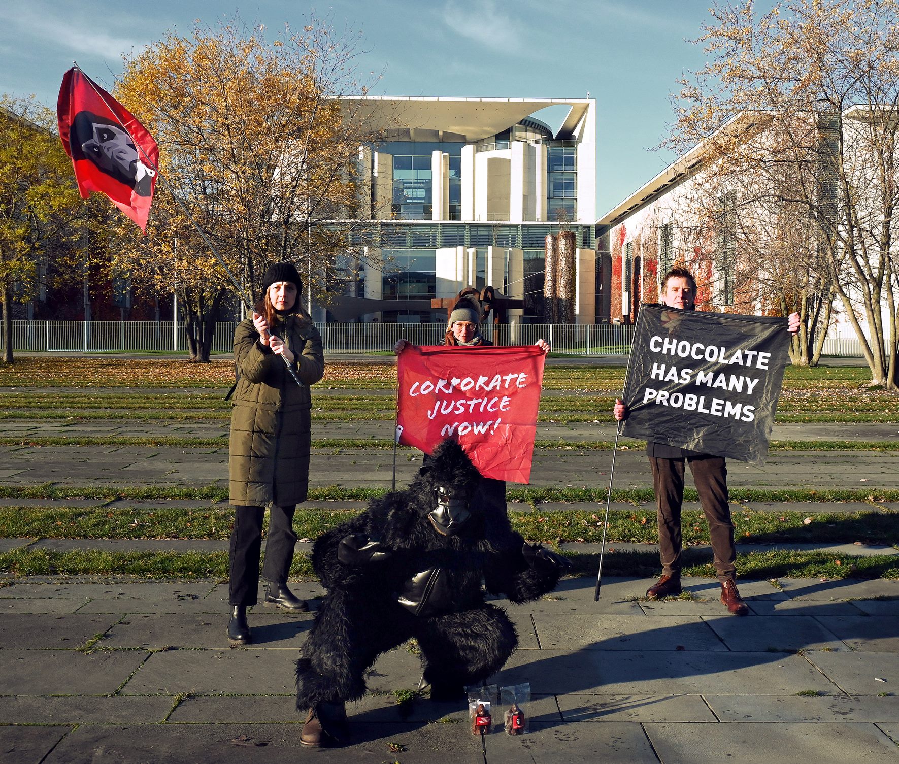 gebana vor dem Bundeskanzleramt (Bildquelle: gebana) gebana vor dem Bundeskanzleramt (Bildquelle: gebana)
