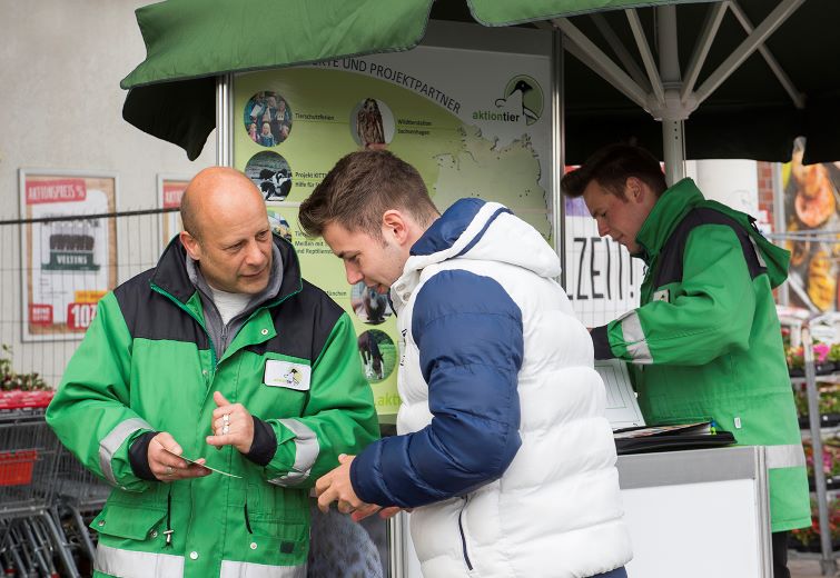 Ein Infostand der service94 GmbH (Die Bildrechte liegen bei dem Verfasser der Mitteilung.)