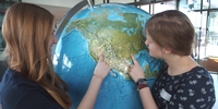 Auf in die Welt: Große Auswahl für Schüleraustausch, Gap Year (Stiftung Völkerverständigung) Auf in die Welt: Große Auswahl für Schüleraustausch, Gap Year (Stiftung Völkerverständigung)