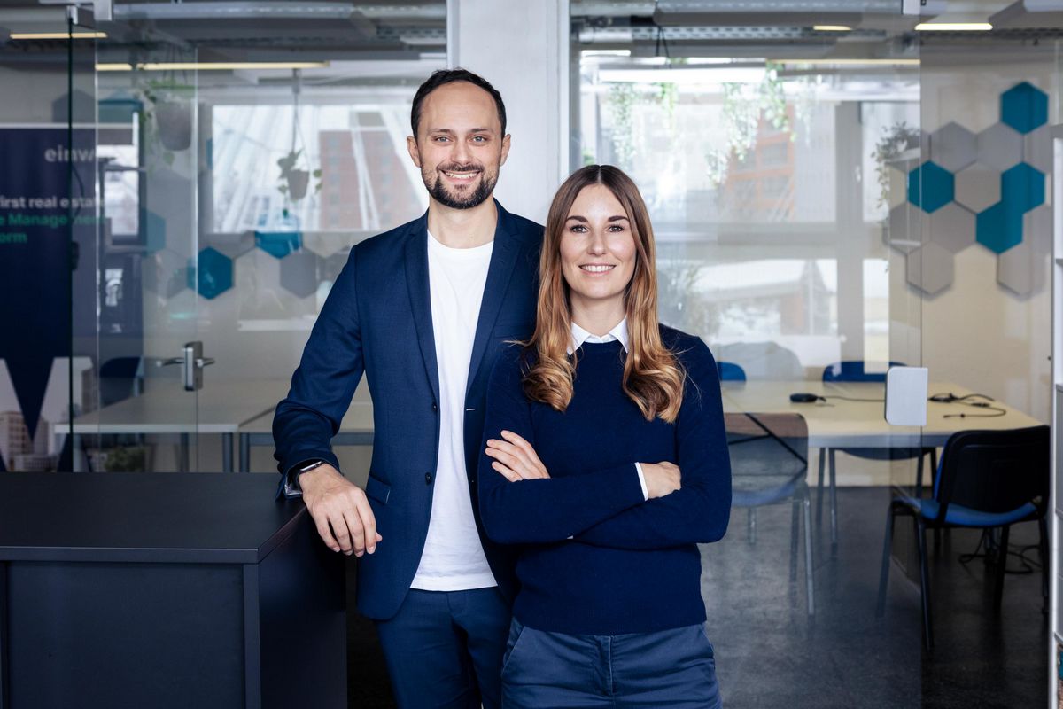 Das Gründerteam von einwert: Dr. Maximilian Schlachter und Dr. Christina Mauer (Bildquelle: @einwert) Das Gründerteam von einwert: Dr. Maximilian Schlachter und Dr. Christina Mauer (Bildquelle: @einwert)
