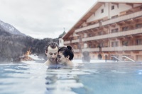 Outdoor Pool mit herrlichem Winterpanorama (c) Daniel Zangerl (Hotel habicher hof)