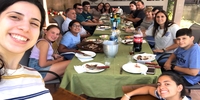 Auf in die Welt: Schüler/innen in der Gastfamilie (Foto: Stiftung Völkerverständigung) Auf in die Welt: Schüler/innen in der Gastfamilie (Foto: Stiftung Völkerverständigung)