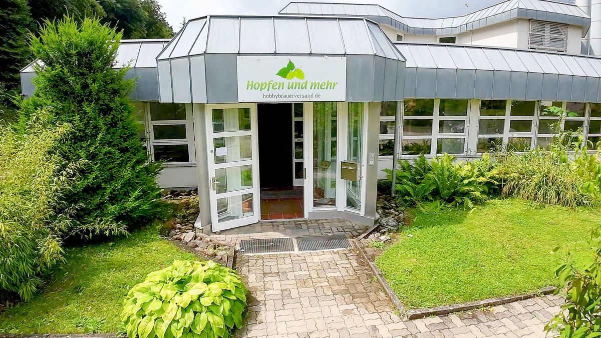 Firmenzentrale der Hopfen und mehr GmbH in Neukirch (© Hopfen und mehr GmbH) Firmenzentrale der Hopfen und mehr GmbH in Neukirch (© Hopfen und mehr GmbH)