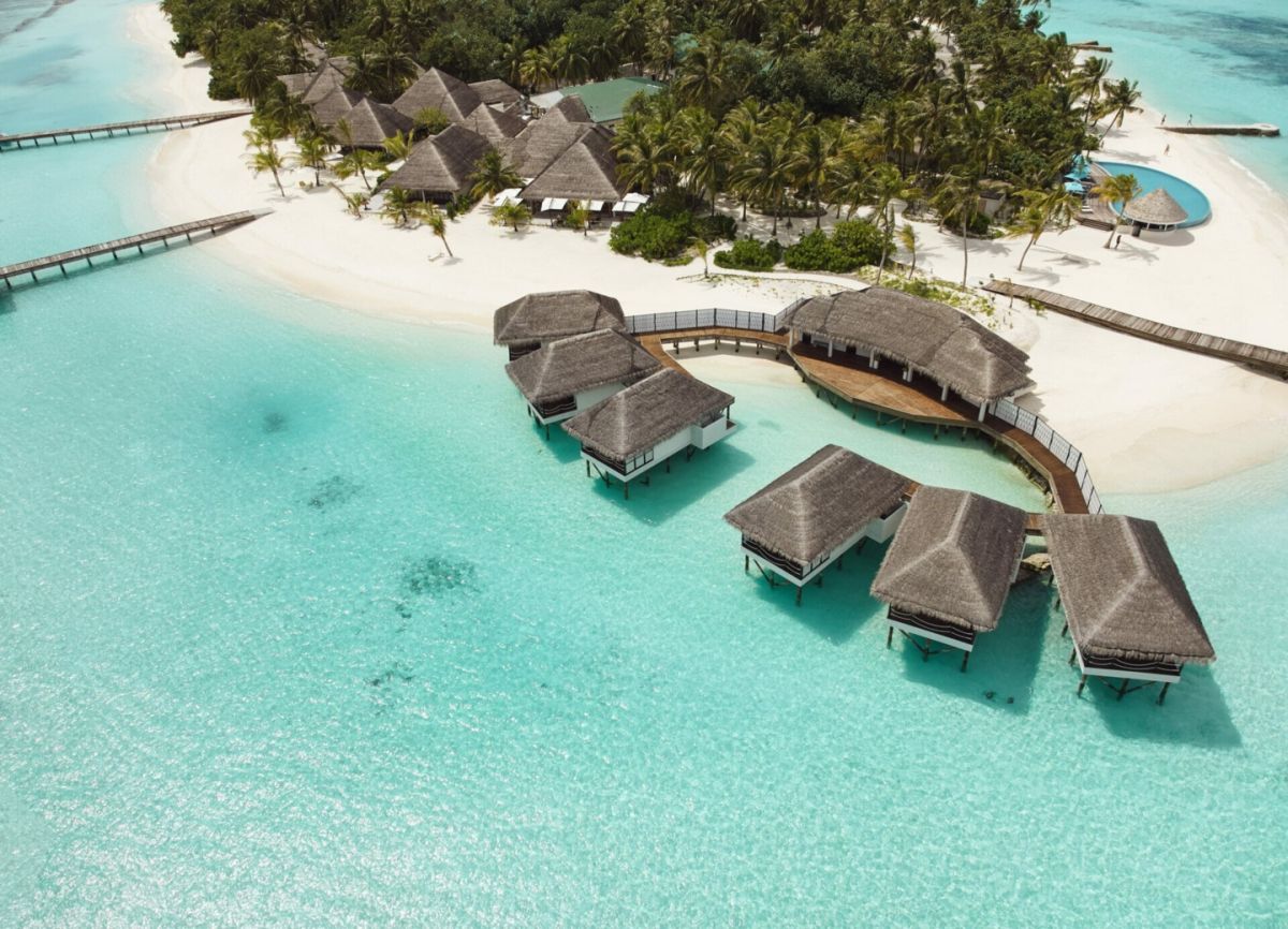 (c) Nova Maldives (© ) (c) Nova Maldives (© )