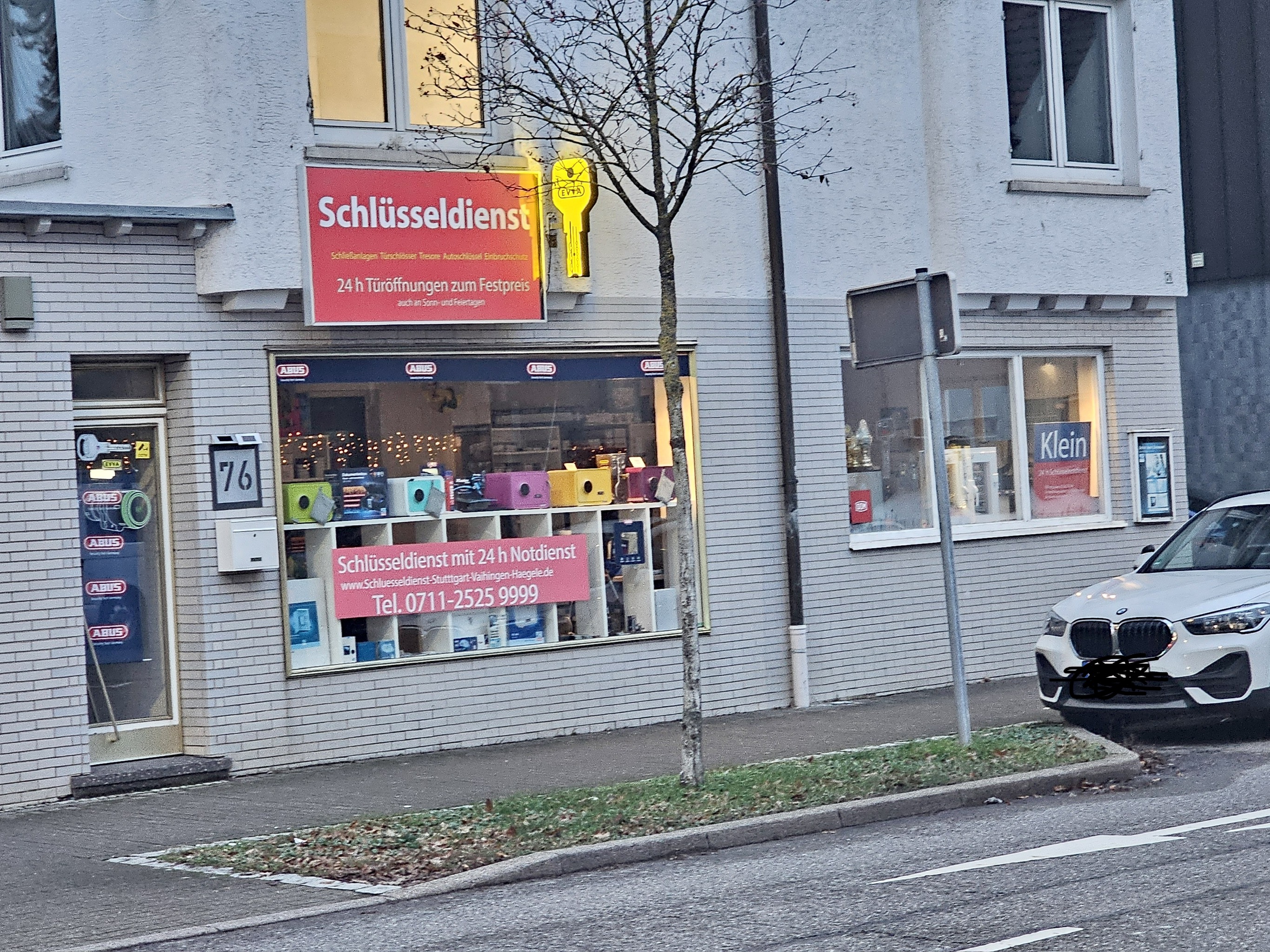 Schlüsseldienst Stuttgart Haegele hat ein Ladengeschäft in Stuttgart-Vaihingen mit Schlüsselnotdienst