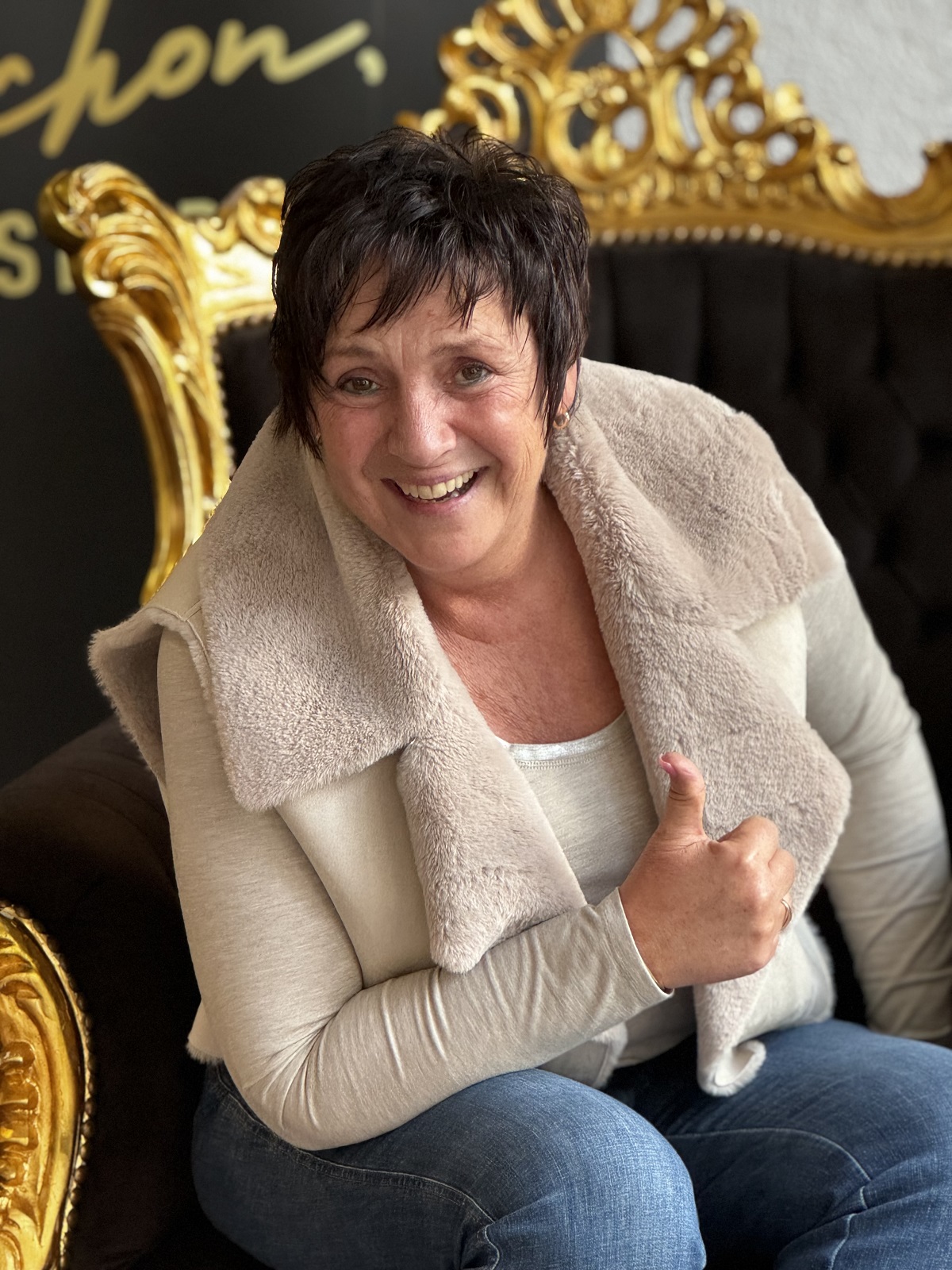 Lifecoach Steffi Christian wurde in die Hall of Fame von Top-Speaker Hermann Scherer aufgenommen. (Die Bildrechte liegen bei dem Verfasser der Mitteilung.) Lifecoach Steffi Christian wurde in die Hall of Fame von Top-Speaker Hermann Scherer aufgenommen. (Die Bildrechte liegen bei dem Verfasser der Mitteilung.)