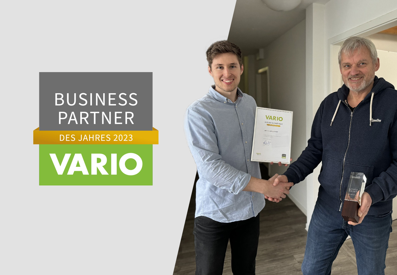 VARIO Business Partner 2023 - Übergabe der Urkunde an Michael Hübner, Geschäftsführer der OSKO IT VARIO Business Partner 2023 - Übergabe der Urkunde an Michael Hübner, Geschäftsführer der OSKO IT