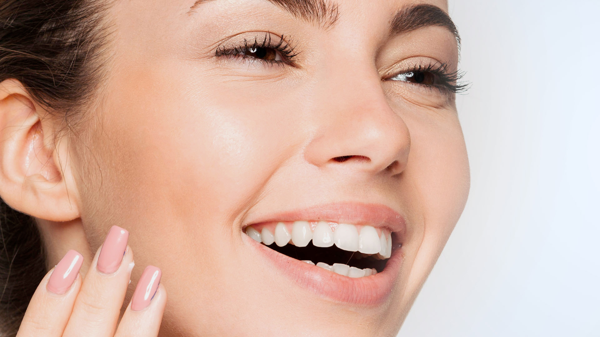 Umfassender Jahresschutz für minimal-invasive Schönheitsbehandlungen (Die Bildrechte liegen bei dem Verfasser der Mitteilung.) Umfassender Jahresschutz für minimal-invasive Schönheitsbehandlungen (Die Bildrechte liegen bei dem Verfasser der Mitteilung.)