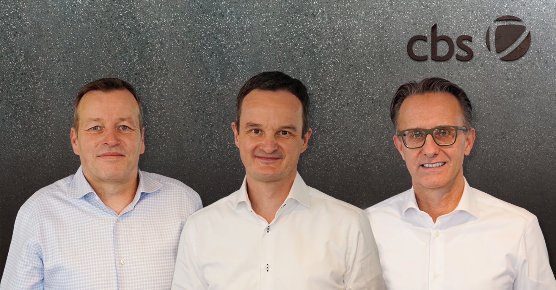 Von links: Die cbs-Geschäftsführer Stefan Risse, Rainer Wittwen (CEO) und Holger Scheel. Foto: cbs. (Die Bildrechte liegen bei dem Verfasser der Mitteilung.)