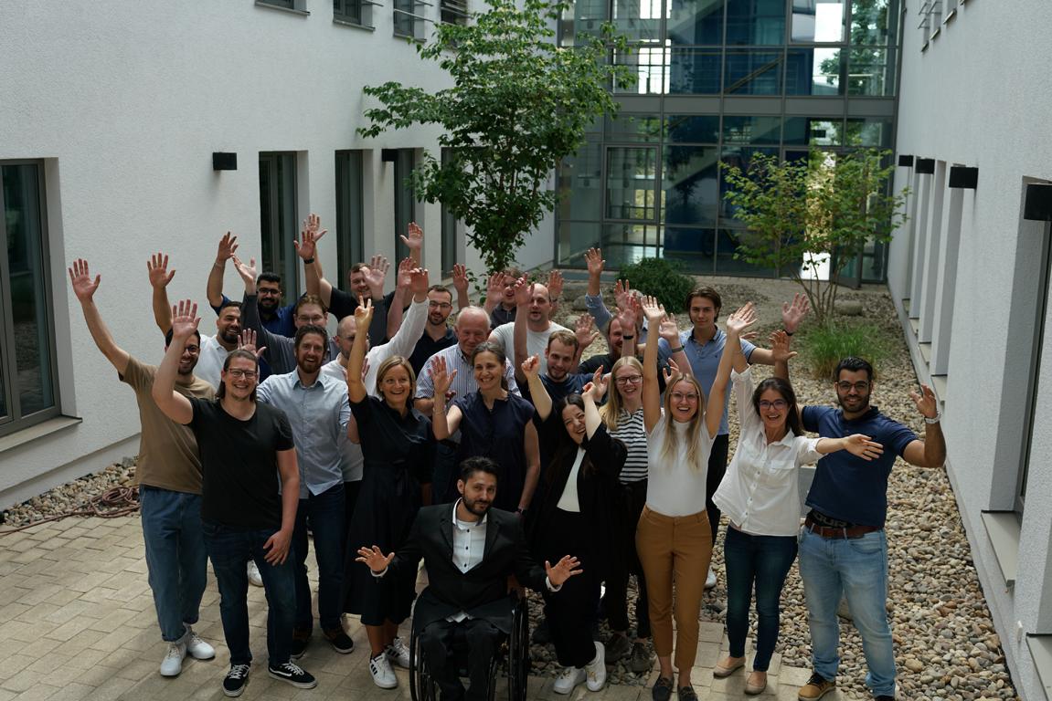 Das compacer Team (Die Bildrechte liegen bei dem Verfasser der Mitteilung.) Das compacer Team (Die Bildrechte liegen bei dem Verfasser der Mitteilung.)