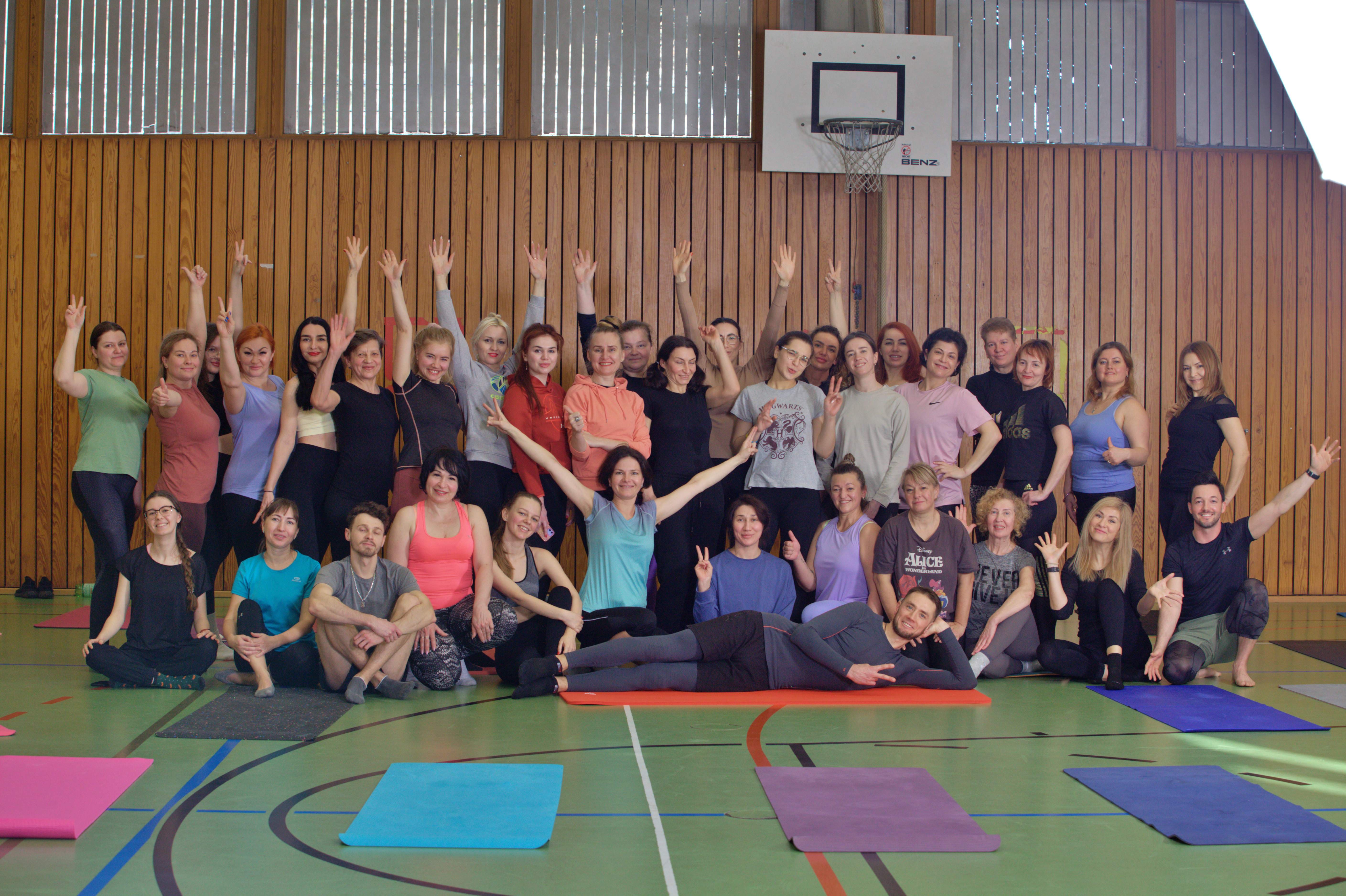 Professionelle Sportkurse in russischer und ukrainischer Sprache. Professionelle Sportkurse in russischer und ukrainischer Sprache.