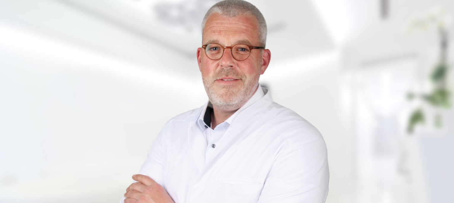 Prof. Dr. med. Thomas Bertelmann (c) ocularis.pro Wetzlar (Die Bildrechte liegen bei dem Verfasser der Mitteilung.) Prof. Dr. med. Thomas Bertelmann (c) ocularis.pro Wetzlar (Die Bildrechte liegen bei dem Verfasser der Mitteilung.)