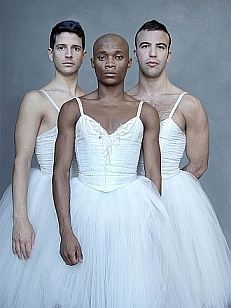 Carlos Renedo, Boysie Dikobe und Davide Marongiu, (C) Michael Dannenmann
