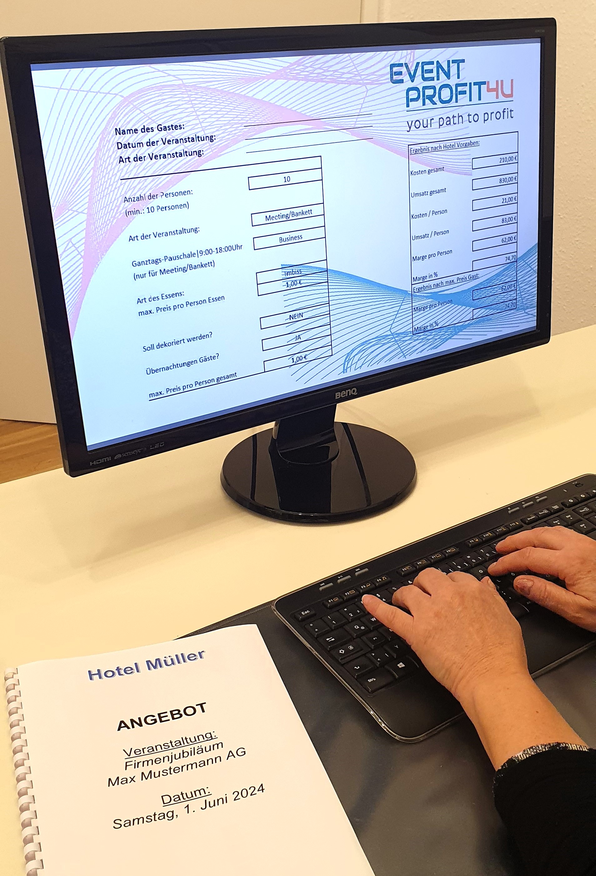 Dank der neuen Software können Hotels angefragte Veranstaltungen intern schneller kalkulieren. (Die Bildrechte liegen bei dem Verfasser der Mitteilung.) Dank der neuen Software können Hotels angefragte Veranstaltungen intern schneller kalkulieren. (Die Bildrechte liegen bei dem Verfasser der Mitteilung.)