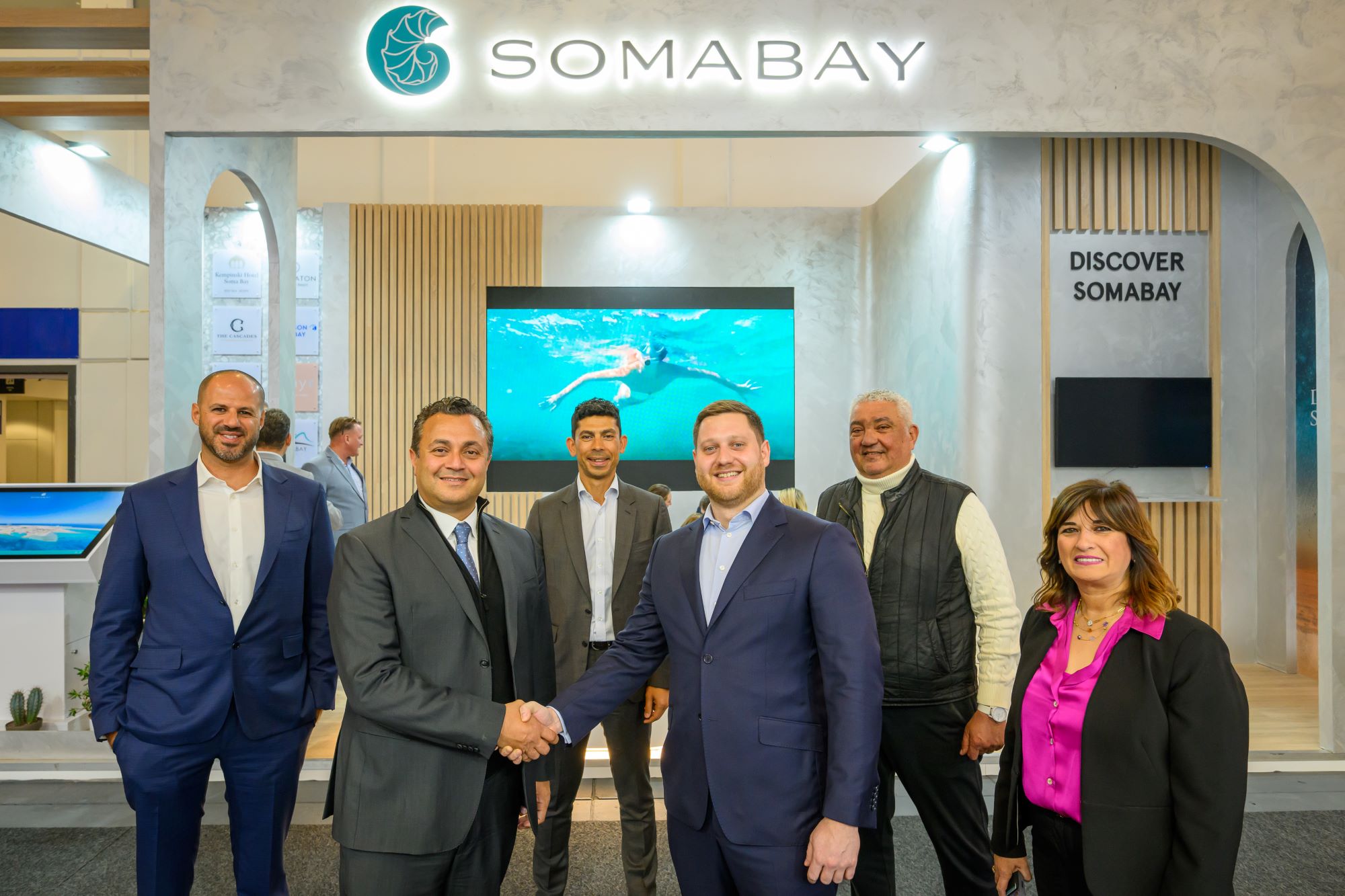 I. El Missiri, CEO Abu Soma Development Company und C. Hirschmann, ONEflow Aquatics Academy (Bildquelle:©Somabay)