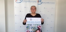 Carmen Lau wirbt für „100 mal 100 Euro“ (BürgerStiftung Region Ahrensburg) Carmen Lau wirbt für „100 mal 100 Euro“ (BürgerStiftung Region Ahrensburg)
