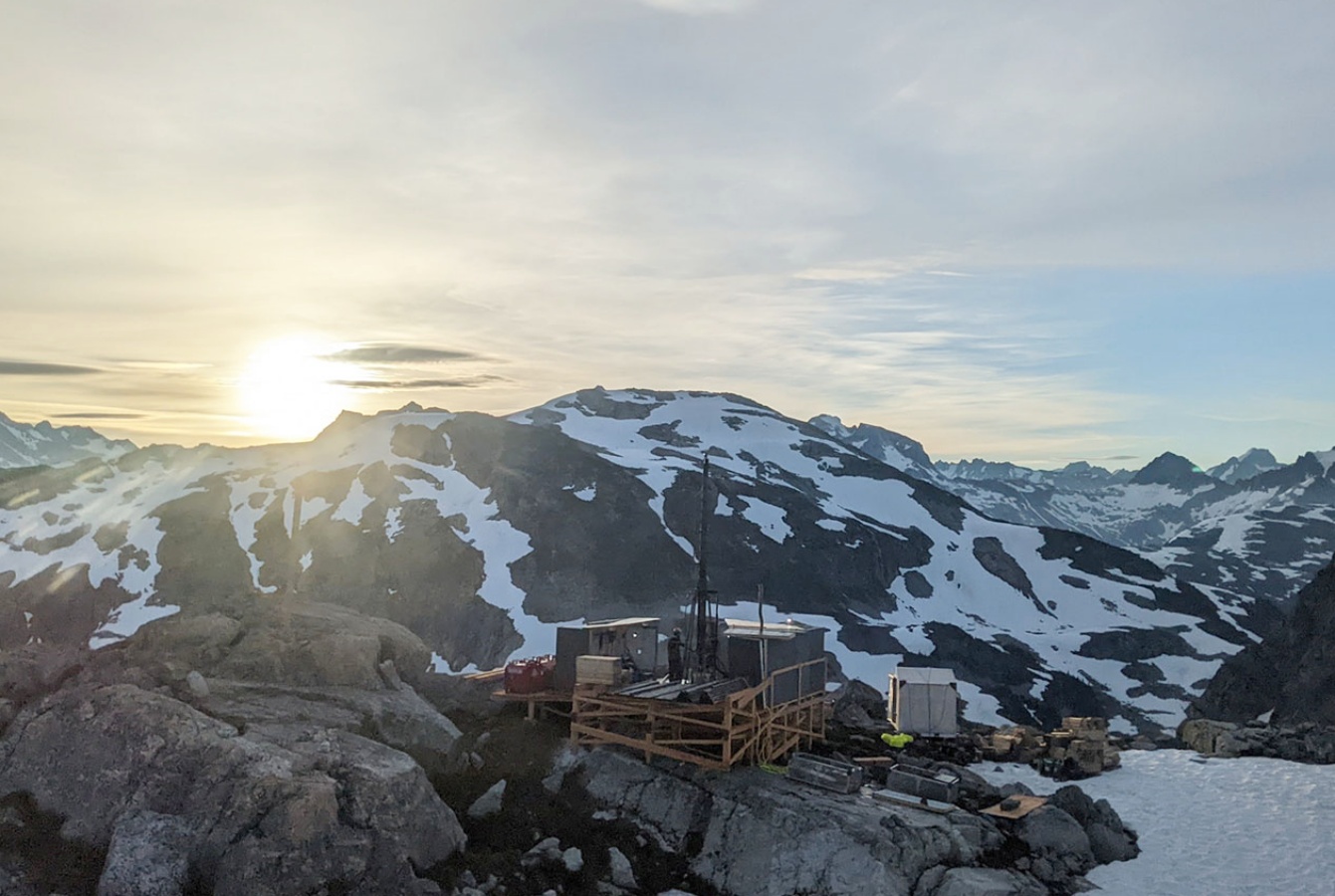 Bohrung auf einem Projekt von Juggernaut; Foto: Juggernaut Exploration Bohrung auf einem Projekt von Juggernaut; Foto: Juggernaut Exploration