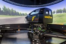Der DiM250 DYNAMIC-Fahrsimulator von VI-grade. Bild: Goodyear Der DiM250 DYNAMIC-Fahrsimulator von VI-grade. Bild: Goodyear