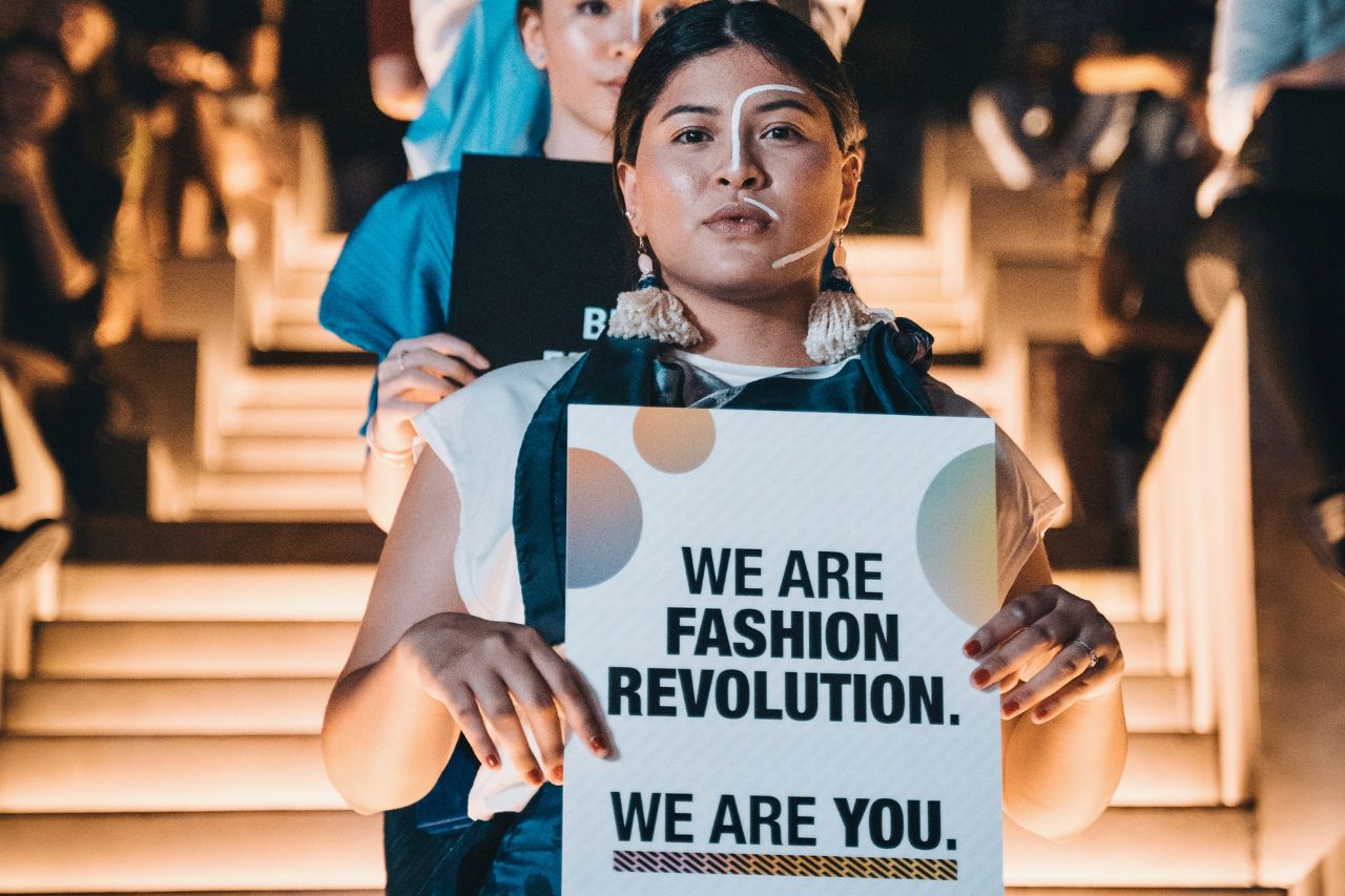 Frankreich setzt drastisches Zeichen gegen Fast Fashion. (Bildquelle: Francois Le Nguyen auf Unsplash) Frankreich setzt drastisches Zeichen gegen Fast Fashion. (Bildquelle: Francois Le Nguyen auf Unsplash)