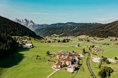 Das Vitalhotel Gosau im Sommer (Vitalhotel Gosau)