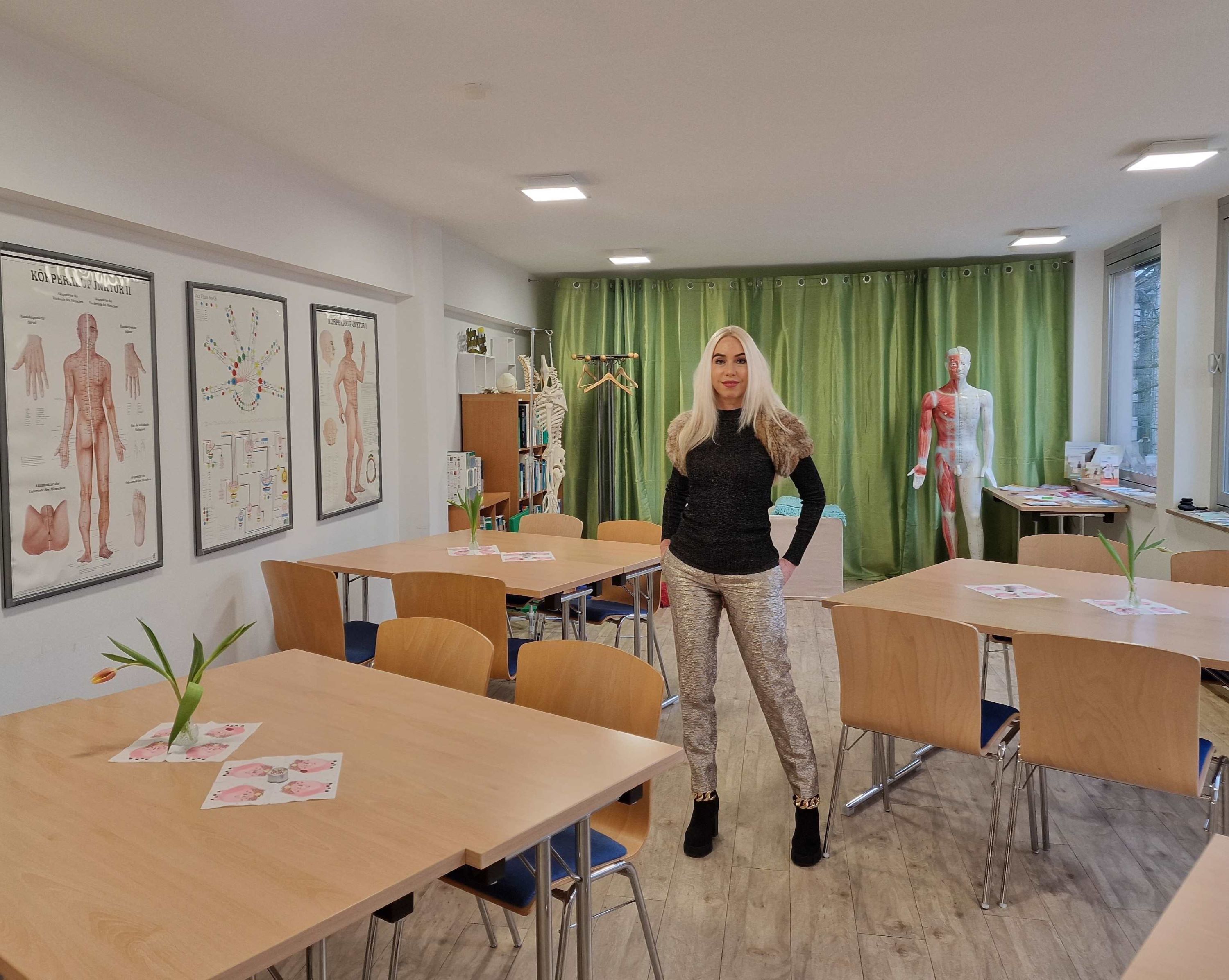 Heilpraktiker Schule Wimmer: Hypnose-Ausbildung mit Top-Expertin Jane Uhlig (Die Bildrechte liegen bei dem Verfasser der Mitteilung.)