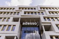 Eingangsbereich des neu eröffneten Baus am adesso-Stammsitz in Dortmund (Quelle: adesso) Eingangsbereich des neu eröffneten Baus am adesso-Stammsitz in Dortmund (Quelle: adesso)