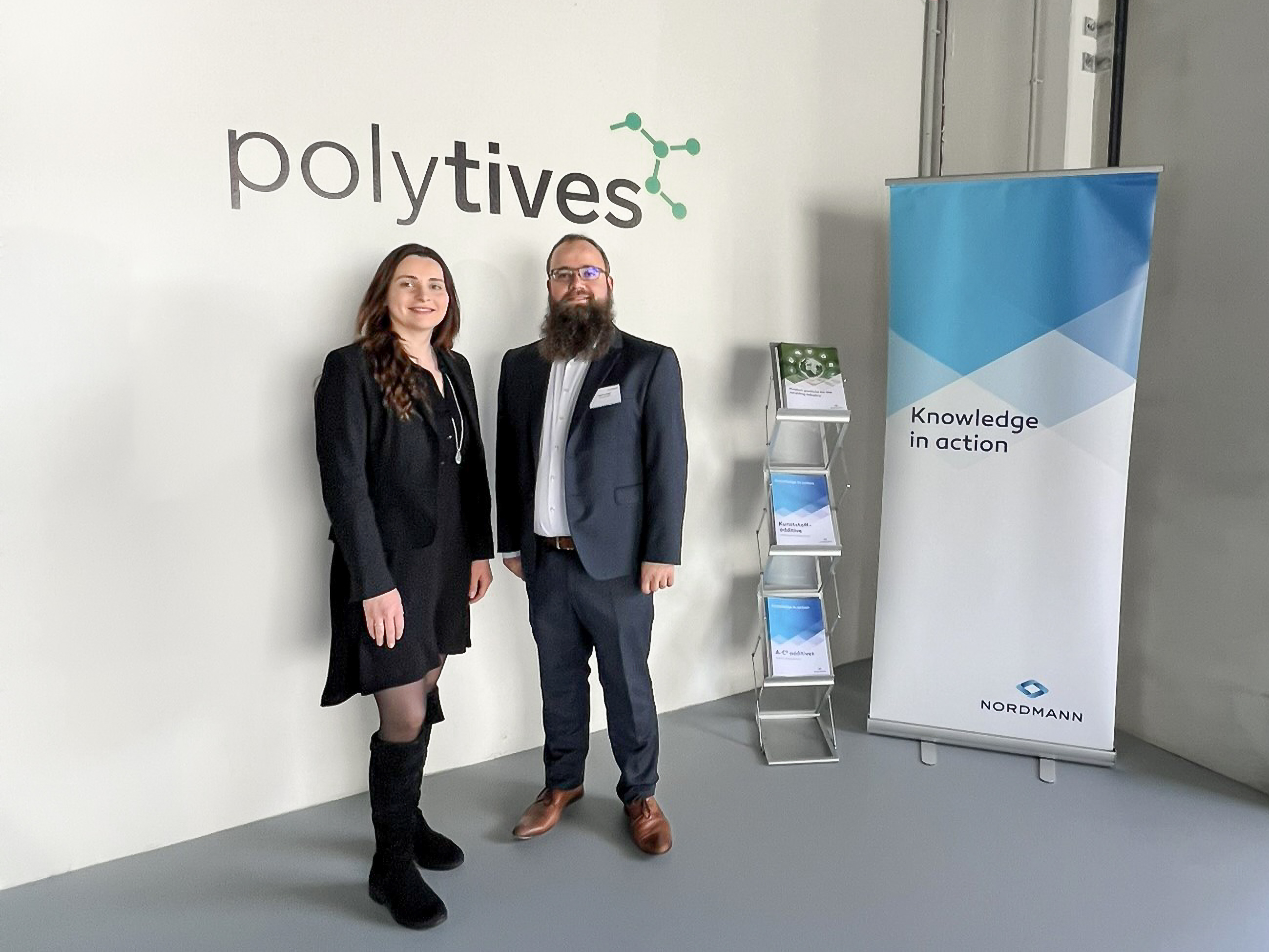 Dr. Irina Fink, Technical Sales, Nordmann und Oliver Eckardt, Gründer und Geschäftsführer Polytives (Die Bildrechte liegen bei dem Verfasser der Mitteilung.) Dr. Irina Fink, Technical Sales, Nordmann und Oliver Eckardt, Gründer und Geschäftsführer Polytives (Die Bildrechte liegen bei dem Verfasser der Mitteilung.)