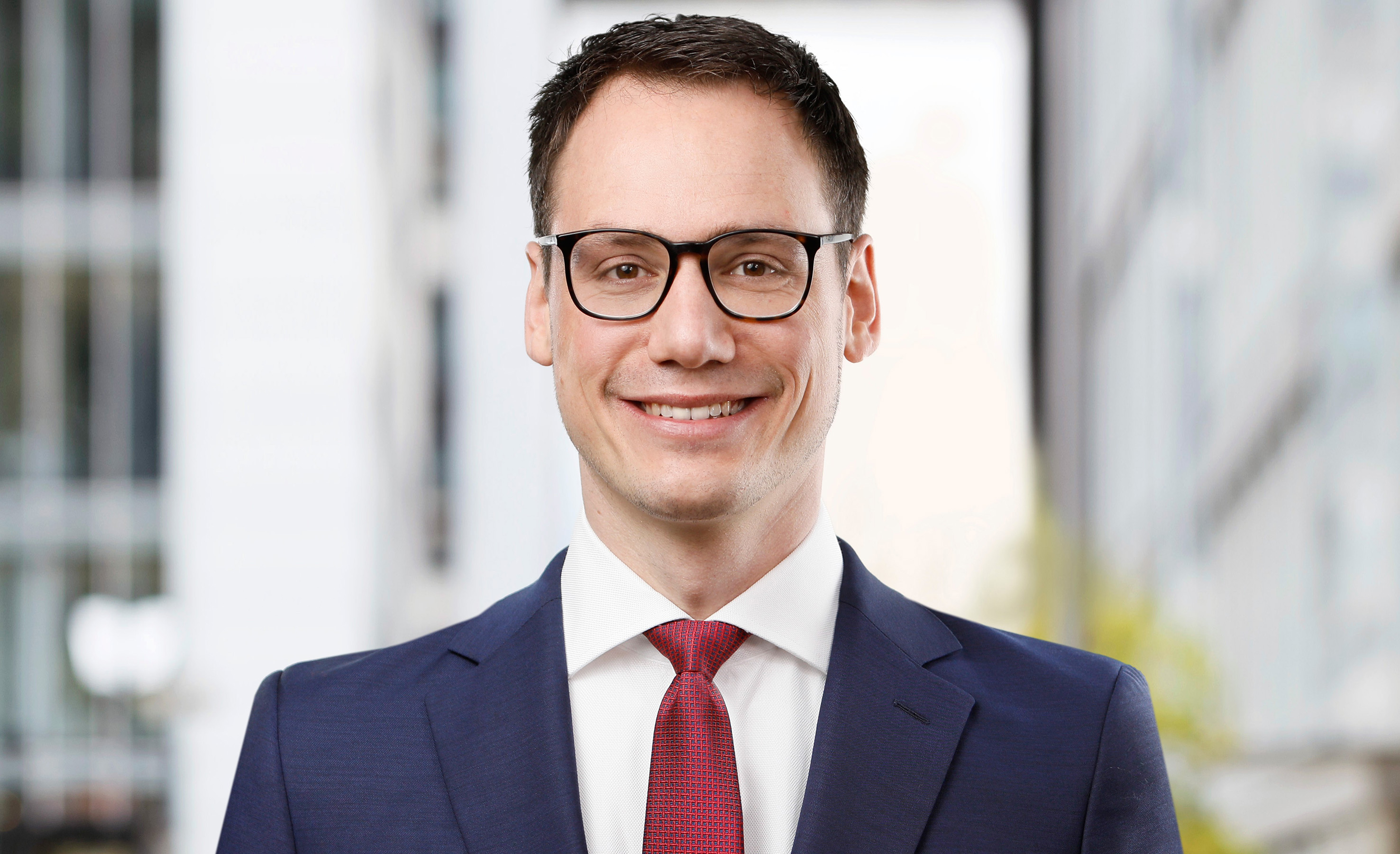 Prof. Dr. C. Juhn, Steuerexperte u.a. in Umstrukturierungen, Unternehmens- und Konzernsteuerrecht (Bildquelle: JUHN Partner GmbH) Prof. Dr. C. Juhn, Steuerexperte u.a. in Umstrukturierungen, Unternehmens- und Konzernsteuerrecht (Bildquelle: JUHN Partner GmbH)