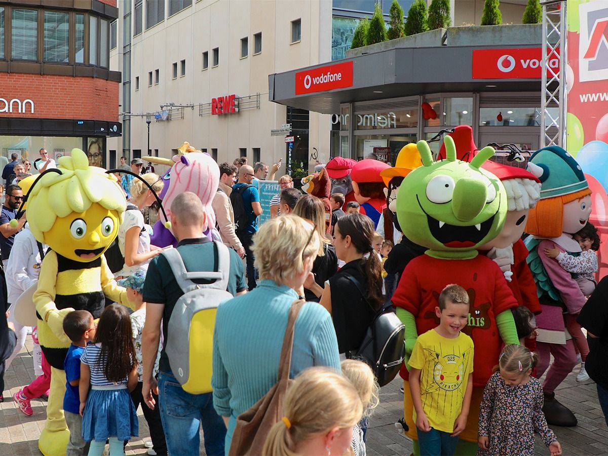 Kunterbunter Kindersamstag 2023 (© WMG Wolfsburg) Kunterbunter Kindersamstag 2023 (© WMG Wolfsburg)