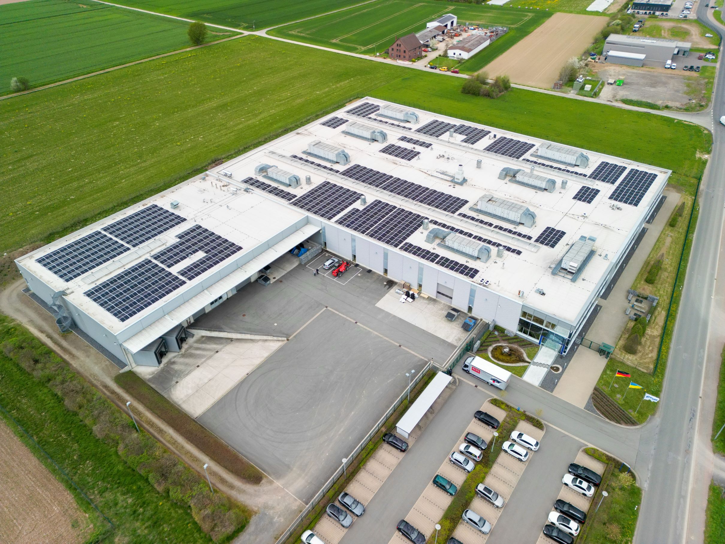 STÜKEN Produktionsstandort Rinteln-Süd (Die Bildrechte liegen bei dem Verfasser der Mitteilung.) STÜKEN Produktionsstandort Rinteln-Süd (Die Bildrechte liegen bei dem Verfasser der Mitteilung.)