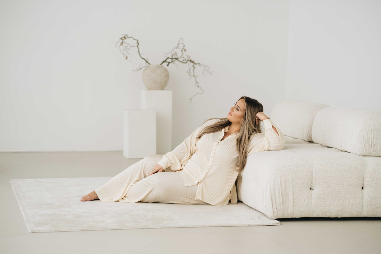 Cita Maass präsentiert als Model einen Look aus ihrer eigenen co-created Kollektion. (Bildquelle: About You) Cita Maass präsentiert als Model einen Look aus ihrer eigenen co-created Kollektion. (Bildquelle: About You)