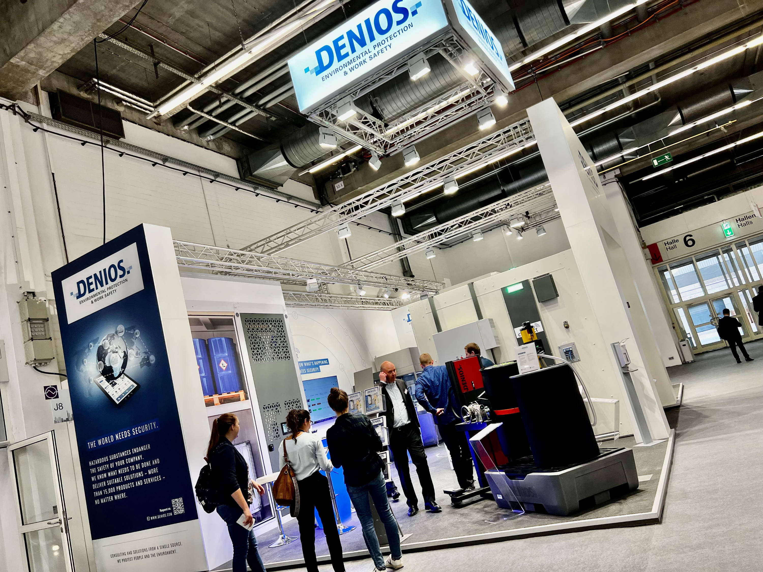 So sah es beim letzten Mal aus: Der Messestand von DENIOS im Sommer 2022 auf der ACHEMA in Frankfurt (Die Bildrechte liegen bei dem Verfasser der Mitteilung.) So sah es beim letzten Mal aus: Der Messestand von DENIOS im Sommer 2022 auf der ACHEMA in Frankfurt (Die Bildrechte liegen bei dem Verfasser der Mitteilung.)