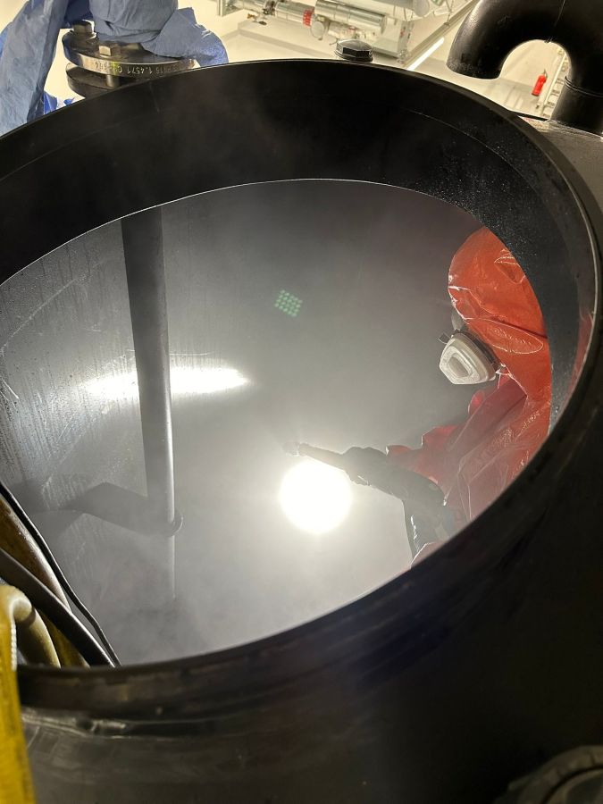 Dekontaminationsausführung durch techn. Verfahrenstechniker (© NT Service GmbH)